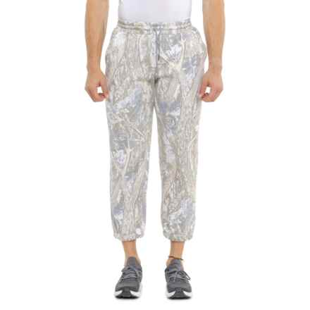 ART & MOTION Autumn  Leaves Joggers in Muted Green
